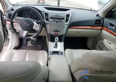 2010 Subaru Legacy 2.5I Limited из США, поврежденный, VIN 4S3BMBK62A3246090